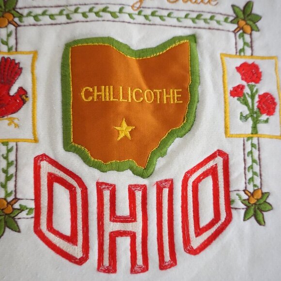 Vintage Bee Wear Cream Embroidered Ohio Buckeye State Crewneck Sweater M - Picture 11 of 11